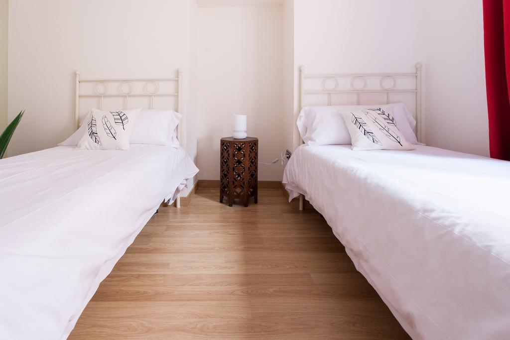 Apartments Ole - Albareda 24 Sevilla Zimmer foto